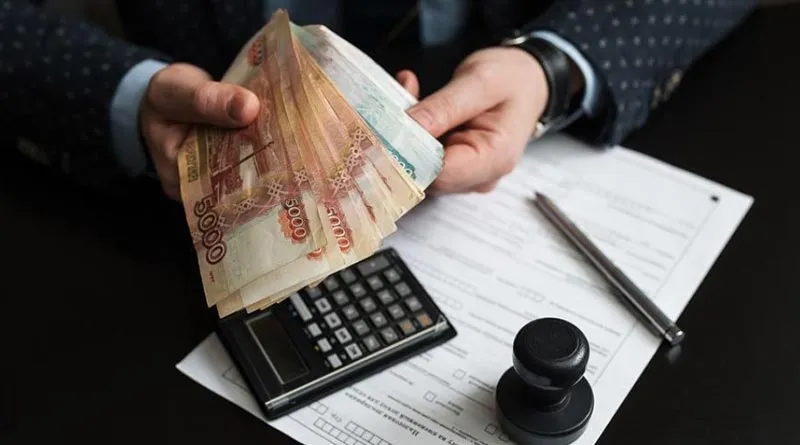 В чем разница между прибылью и выручкой?